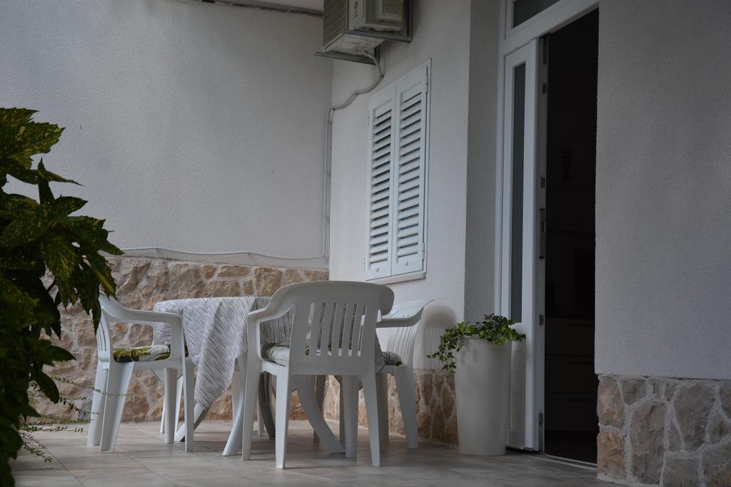 Cvita Apartment Vodice Exterior foto